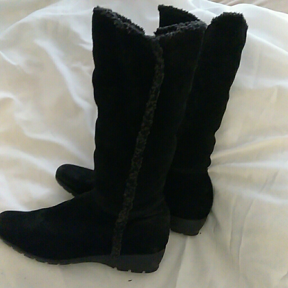Black suede boots
